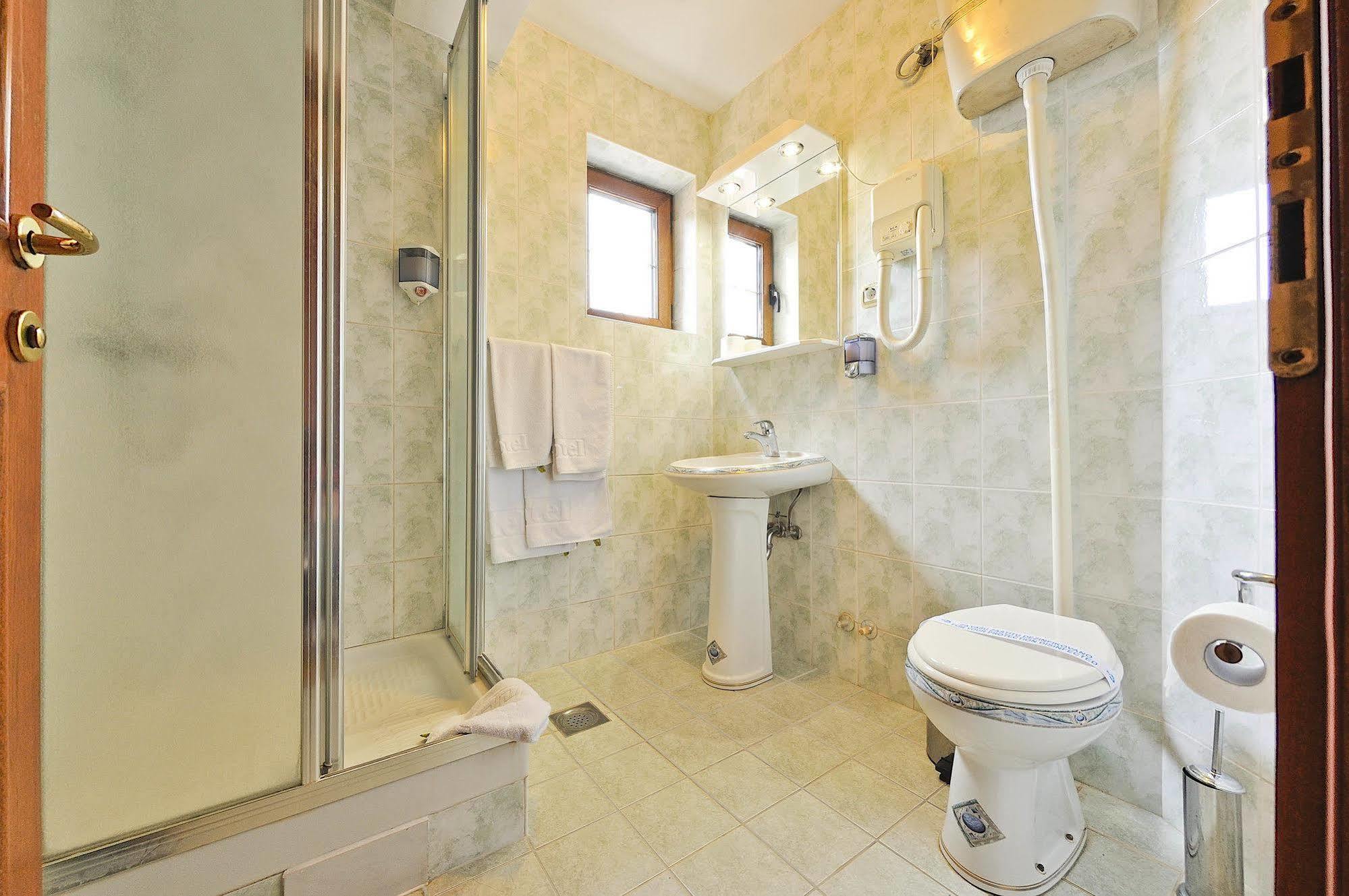 Hotel Sucevic Garni Beograd Eksteriør billede